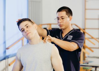 ALUMNOS DE LA UNIVERSIDAD MUNDIAL PRESTARÁN SUS SERVICIOS Y CONOCIMIENTOS A LA SOCIEDAD SUDCALIFORNIANA