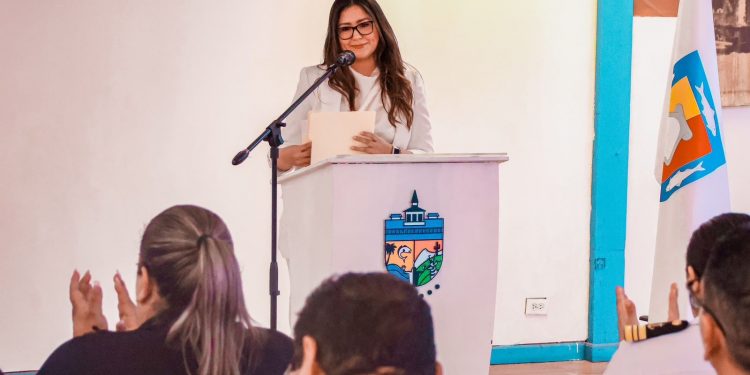 CONMEMORAN EN MULEGÉ EL 49 ANIVERSARIO DE LA PROMULGACIÓN DE LA CONSTITUCIÓN DEL ESTADO