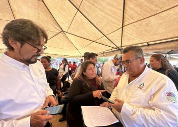 ENCABEZÓ ALCALDE DE LOS CABOS OSCAR LEGGS CASTRO LA 24ª AUDIENCIA PÚBLICA EN LA COLONIA CARIBE BAJO EN CSL