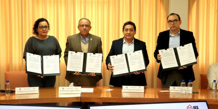 UABCS E IEE FIRMAN CONVENIO PARA EL MONITOREO CONJUNTO DE MEDIOS Y ANÁLISIS DEL PROCESO ELECTORAL