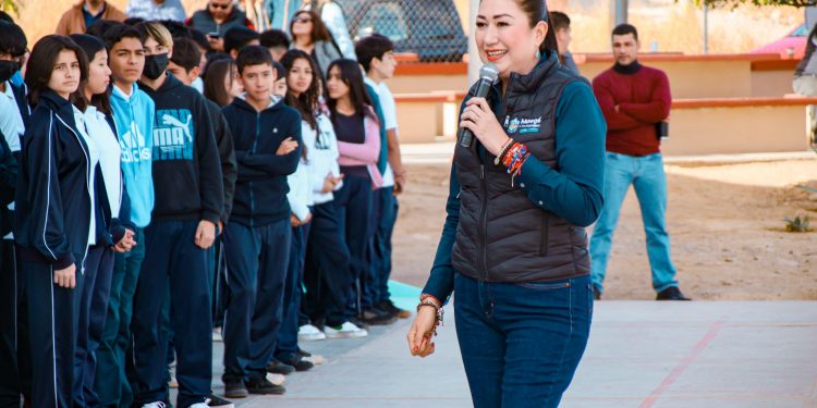ARRANCA OBRA DE SANEAMIENTO EN ACCESO A LA SECUNDARIA TÉCNICA 24