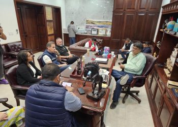 GOBIERNO DE LOS CABOS ACUERDA GESTIONES ANTE CFE PARA DOTAR DE ENERGÍA ELÉCTRICA AL CENTRO COMUNITARIO DE CARIBE BAJO