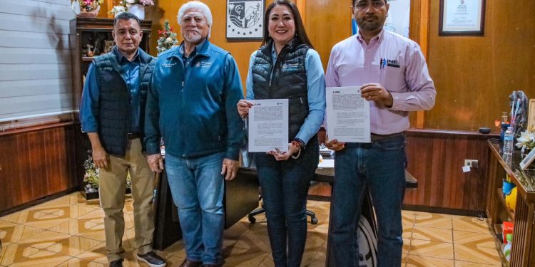 SIGNAN CONVENIO DE COLABORACIÓN AYUNTAMIENTO DE MULEGÉ E INSTITUTO NACIONAL ELECTORAL PARA FACILITAR ACCESO A CASILLAS ELECTORALES