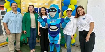 TRAS LAS HUELLAS Por Monserrath Villalejo Baeza