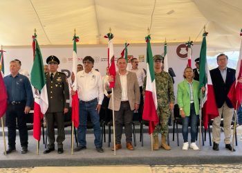 RECIBEN 33 FAMILIAS DE MULEGÉ TÍTULOS DE PROPIEDAD