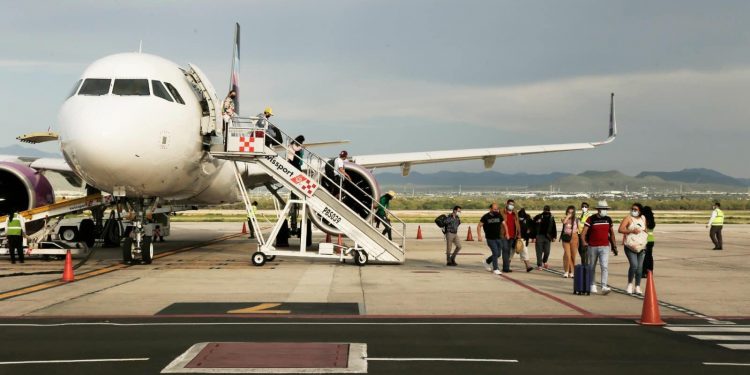 MÁS DE 4.5 MILLONES DE PASAJEROS VISITARON VÍA AÉREABCS DURANTE 2023