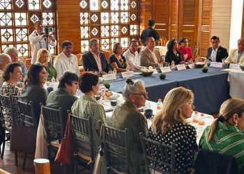 GOBIERNO DE LOS CABOS Y GRUPO MADRUGADORES TRABAJAN EN EL DESARROLLO DE LOS CABOS