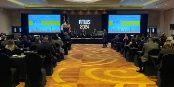 ACADÉMICA DE LA UABCS PARTICIPA EN TALLER PARA GERENTES DE LA ACREDITACIÓN DE LA COMISIÓN DE ACREDITACIÓN PARA AGENCIAS DE APLICACIÓN DE LA LEY