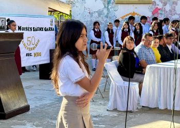 CONMEMORAN CON ASAMBLEA CÍVICA EL 136º ANIVERSARIO DEL NATALICIO DEL PROFESOR MOISÉS SAENZ GARZA EN CSL