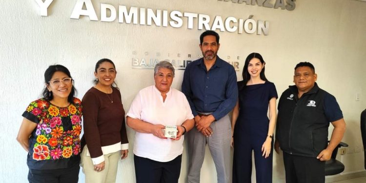 PRESENTA UABCS PROYECTO PARA LA MEDICIÓN EFICIENTE DEL AGUA A LA SECRETARÍA DE FINANZAS Y CEA DE BCS