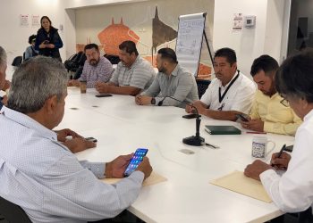 GOBIERNO DE LOS CABOS Y GREMIOS DE TAXIS TRABAJAN EN EL ORDENAMIENTO VIAL DE CABO SAN LUCAS
