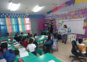 IMPARTE PLÁTICAS ZOFEMAT LOS CABOS EN CENTROS EDUCATIVOS SOBRE LA IMPORTANCIA DE PROTEGER Y MANTENER LIMPIAS LAS PLAYAS