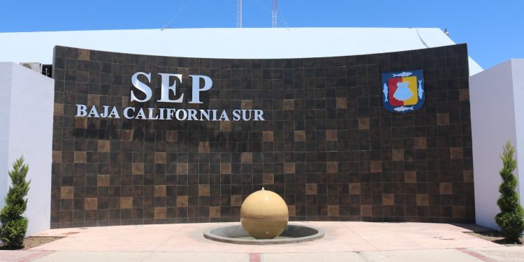 SUSPENDEN CLASES DEL TURNO VESPERTINO, ESTE MARTES 13 EN LA PAZ