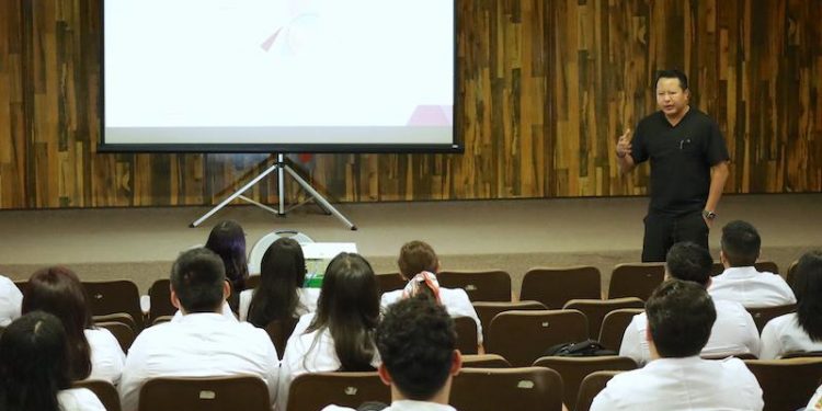 SOSTIENE GOBERNADOR VMCC, ENCUENTRO CON FAMILIAS DE CONQUISTA AGRARIA, EN LA PAZ