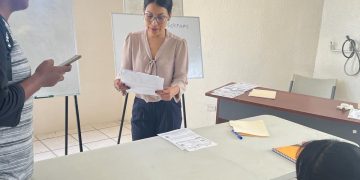 SMDIF LOS CABOS INICIA CLASES DE INGLÉS GRATUITAS EN EL DESARROLLO COMUNITARIO DE LA COLONIA LAS PALMAS EN CSL