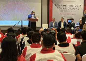 REALIZAN CEREMONIA DE TOMA DE PROTESTA DEL NUEVO CONSEJO LOCAL DE CRUZ ROJA MEXICANA EN LOS CABOS