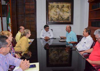 GOBIERNO MUNICIPAL ATIENDE A INTEGRANTES DE CANACINTRA LOS CABOS