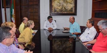 GOBIERNO MUNICIPAL ATIENDE A INTEGRANTES DE CANACINTRA LOS CABOS