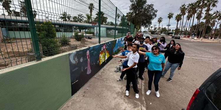 RECIBE GOBERNADOR DE BCS A INVERSIONISTAS ESPAÑOLES  Y NACIONALES