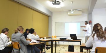 IMPARTEN CAPACITACIÓN PARA AGENTES INMOBILIARIOS