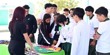 INJUVE DE LOS CABOS VISITÓ LAS ESCUELAS: RAÚL ENRIQUE GUERRERO MONTAÑO Y COBACH #10, PARA IMPLEMENTAR EL  PROGRAMA “CARAVANAS JUVENILES INTEGRALES”