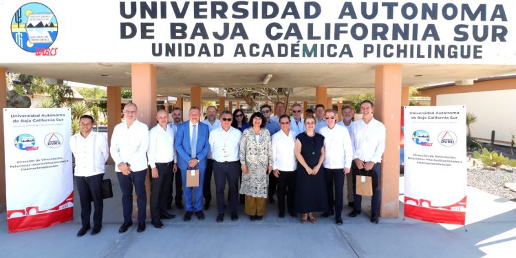 DELEGACIÓN DE LA UNIÓN EUROPEA VISITA LA UABCS PARA CONOCER PROYECTOS DE INVESTIGACIÓN ACUÍCOLA