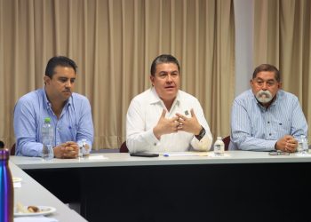 PERSONAL DIRECTIVO DE LA UABCS SE CAPACITA EN EL MODELO DE FORMACIÓN DUAL