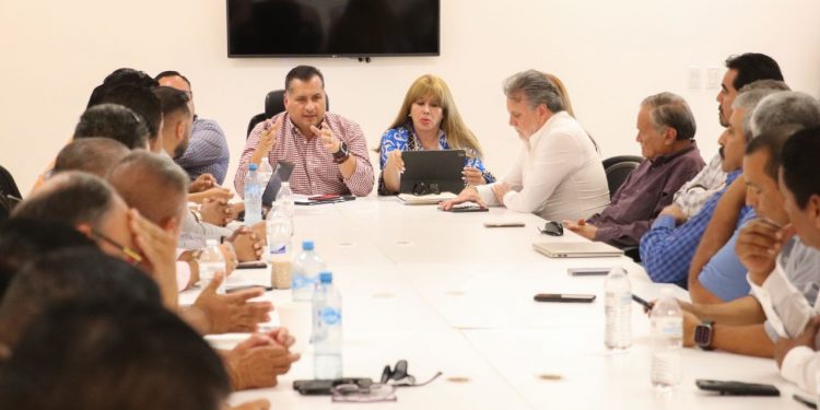 ESTABLECEN MESAS TÉCNICAS AUTORIDADES DE LOS TRES ÓRDENES Y TRANSPORTISTAS DE LOS CABOS