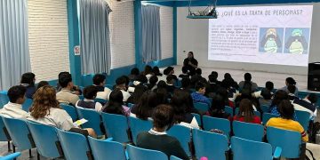 530 ALUMNAS Y ALUMNOS DE NIVEL MEDIO SUPERIOR SE CAPACITAN EN PREVENCIÓN DE TRATA DE PERSONAS