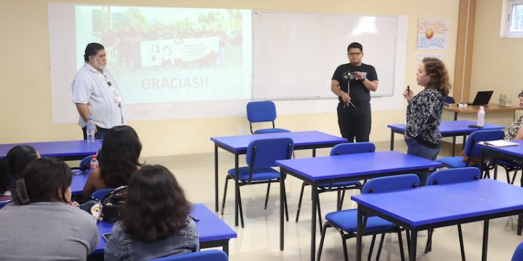 MANTIENE GOBIERNO DE BCS MESAS DE TRABAJO CON SINDICATO DE BURÓCRATAS