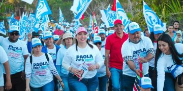 TRAS LAS HUELLAS Por Monserrath Villalejo Baeza