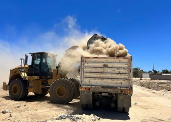 REFUERZA SERVICIOS PÚBLICOS LIMPIEZA DE ARROYOS POR PRÓXIMA TEMPORADA DE LLUVIAS Y HURACANES EN EL MUNICIPIO DE LOS CABOS