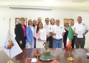 ENTREGAN NOMBRAMIENTOS DE ASESORES JURÍDICOS DEL CONGRESO DE BCS