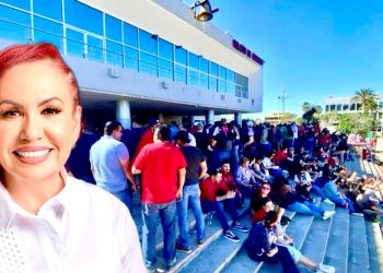 DIRECTO… Y AL GRANO/ ¡PROTESTAS PINTADAS DE AZUL!