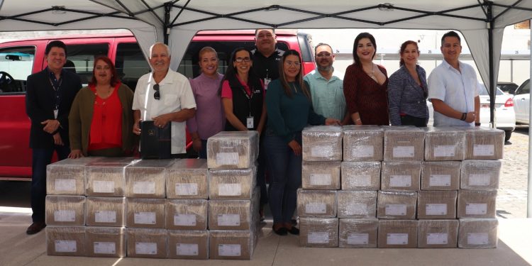 ES MAYOR EL NUMERO DE MUJERES SUDCALIFORNIANAS QUE HOMBRES LAS QUE PODRAN VOTAR EN LAS ELECCIONES DEL PRÓXIMO DOS DE JUNIO DE ACUERDO A LAS LISTAS NOMINALES DE ELECTORES DEFINITIVAS QUE LLEGARON AYER A ESTA ENTIDAD
