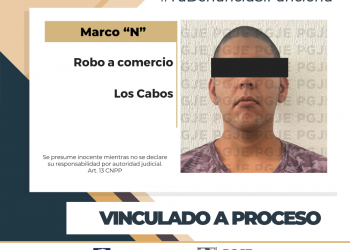 POR ROBO A COMERCIO ABIERTO AL PÚBLICO QUEDA VINCULADO A PROCESO