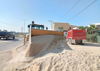 UNEN ESFUERZOS GOBIERNO DE LOS CABOS E INICIATIVA PRIVADA PARA GARANTIZAR LA LIMPIEZA DE LA CIUDAD