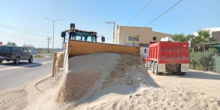 UNEN ESFUERZOS GOBIERNO DE LOS CABOS E INICIATIVA PRIVADA PARA GARANTIZAR LA LIMPIEZA DE LA CIUDAD