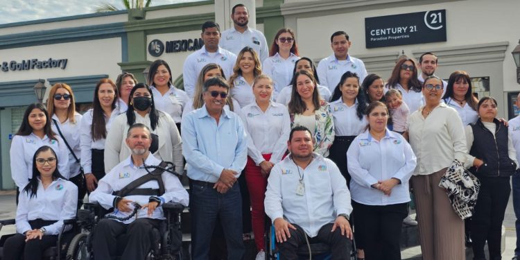 ENTREGAN RECONOCIMIENTOS A ASOCIACIONES CIVILES POR LA LABOR DESEMPEÑADA EN FAVOR DE LA COMUNIDAD CON AUTISMO EN LOS CABOS
