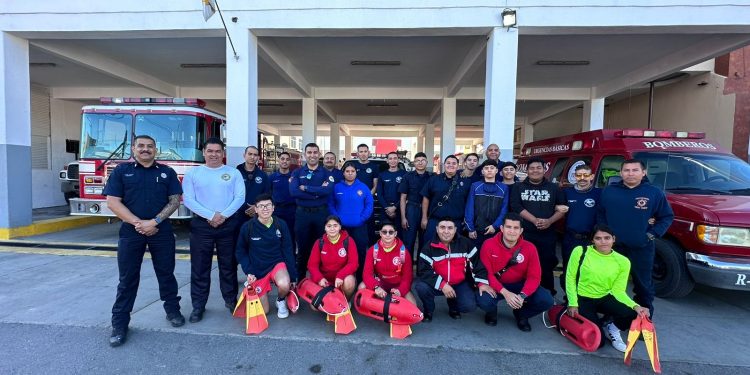 ATIENDE H. CUERPO DE BOMBEROS DE CSL 33 SERVICIOS DE EMERGENCIAS DURANTE SEMANA SANTA