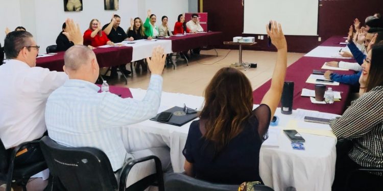 CAPACITAN A SERVIDORES PÚBLICOS PARA LA PREVENCIÓN DE DELITOS ELECTORALES EN BCS