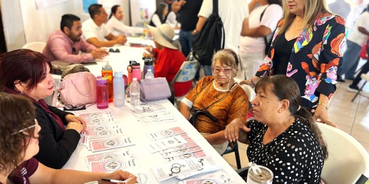 INSTALAN COMISIÓN CONMEMORATIVA DEL 75 ANIVERSARIO DEL VALLE DE SANTO DOMINGO