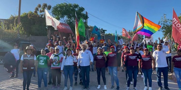 TRAS LAS HUELLAS Por Monserrath Villalejo Baeza