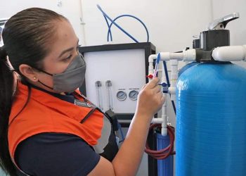 TRAS LAS HUELLAS Por Monserrath Villalejo Baeza