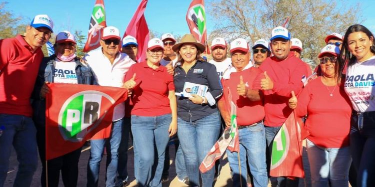 TRAS LAS HUELLAS Por Monserrath Villalejo Baeza