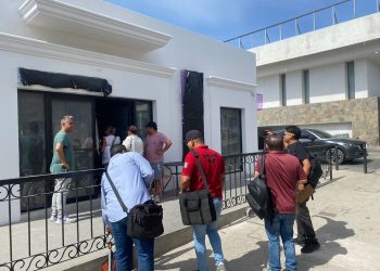 VERIFICA GOBIERNO DE LOS CABOS EL CONSUMO DE BEBIDAS ALCOHÓLICAS EN COMERCIOS, BARES Y RESTAURANTES.