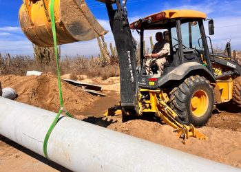 REPARAN FUGA DE 20 PULGADAS EN LA LÍNEA PRINCIPAL DE LA RED HIDRÁULICA DE LA PLANTA DESALADORA DE CABO SAN LUCAS
