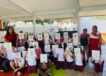 330 NIÑAS Y NIÑOS DE LA PRIMARIA ROSARIO MORALES AVILÉS PARTICIPARON EN LA PROMOCIÓN DE LA CULTURA INDÍGENA Y AFROMEXICANA.