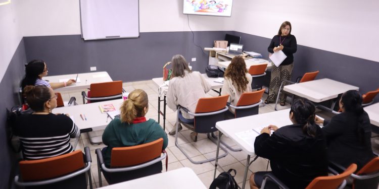 PERSONAL DE LOS CAI DEL SMDIF LOS CABOS BUSCA LA CERTIFICACIÓN DE COMPETENCIA NACIONAL 0435.