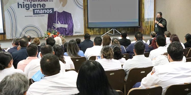 RECIBE GOBIERNO DE BCS, CONTRAPROPUESTA DE GRATIFICACIÓN QUINQUENAL DEL SNTE SECCIÓN III